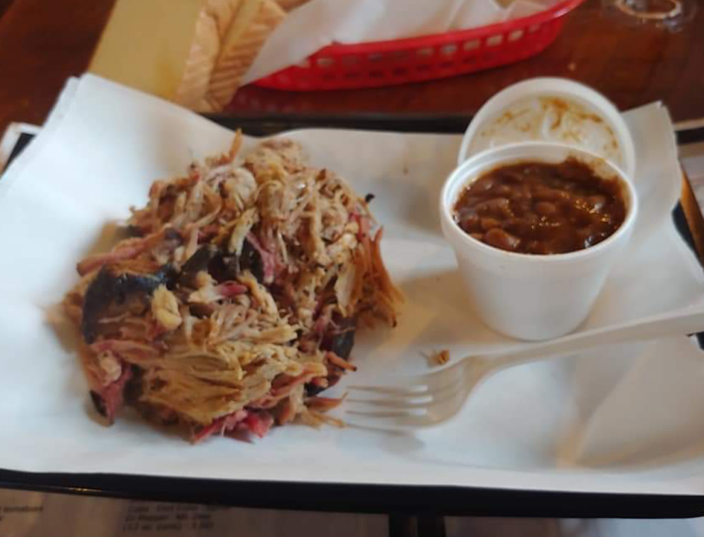 Hog Pen Barbecue | restaurant | 2874 S US-61, Osceola, AR 72370, USA | 8705632283 OR +1 870-563-2283