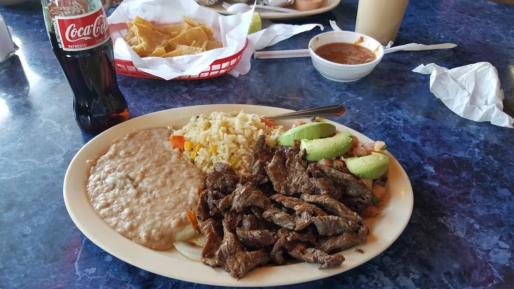 Mariscos Las Islas Marias corona | restaurant | 1438 W 6th St, Corona, CA 92882, USA | 9512799192 OR +1 951-279-9192