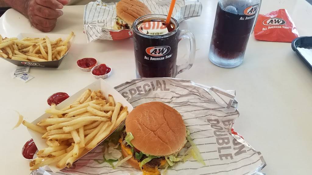 A&W All-American Food | restaurant | 1404 G St, Modesto, CA 95354, USA | 2095227700 OR +1 209-522-7700