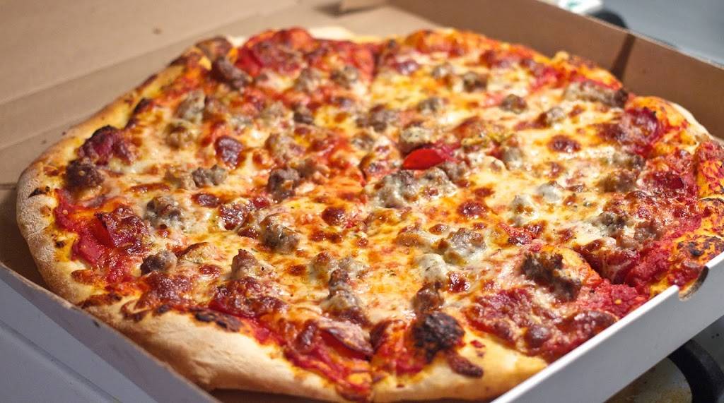 Home Run Pizza | restaurant | 6510, 9523 Artesia Blvd, Bellflower, CA 90706, USA | 5628049400 OR +1 562-804-9400