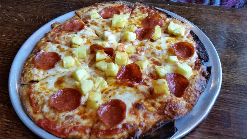 Calloways Restaurant & Bar | restaurant | 597 Main St, West Creek, NJ 08092, USA | 6099780220 OR +1 609-978-0220