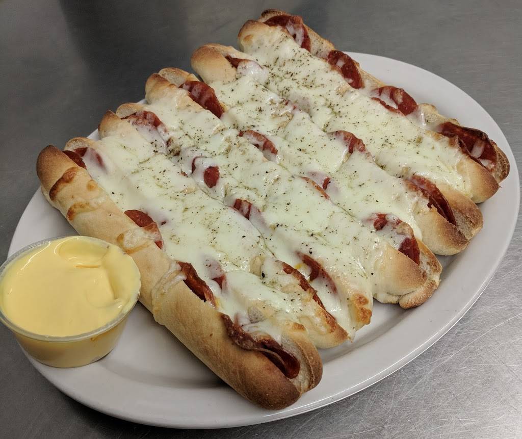 Redbones Pizza & Chicken Co., LLC | restaurant | 16 E Main St, Knightstown, IN 46148, USA | 7653455840 OR +1 765-345-5840