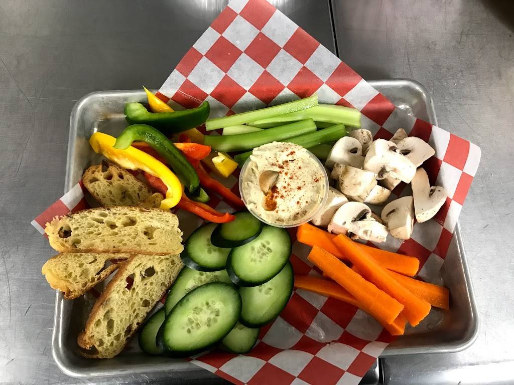 Eriks Church | restaurant | 824 Roosevelt Trail, Windham, ME 04062, USA | 2075721447 OR +1 207-572-1447