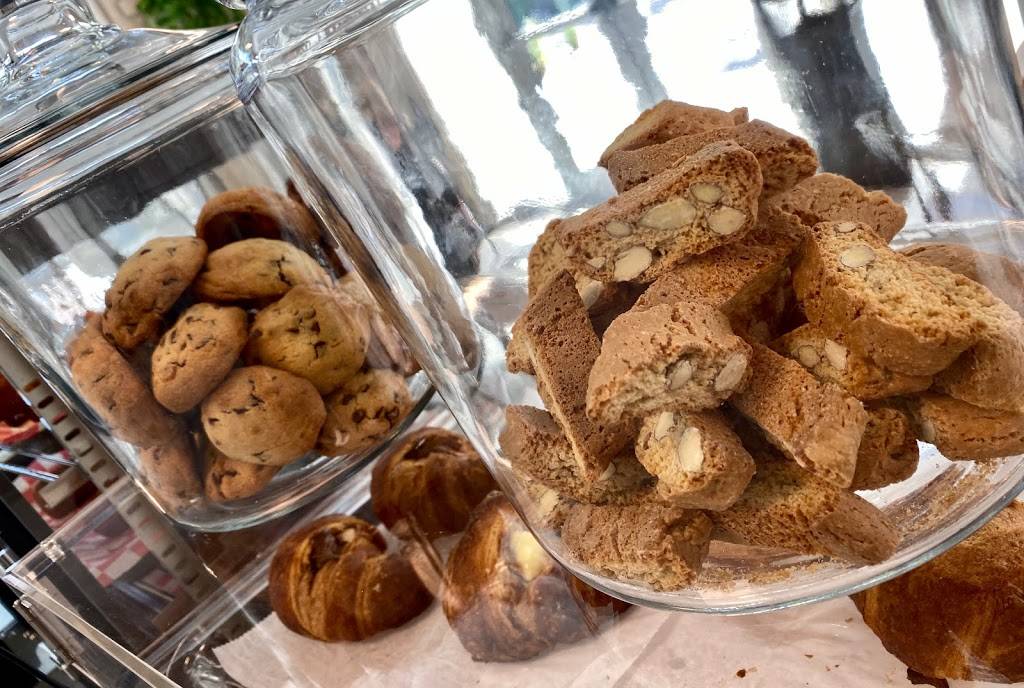 Bella Mia Italian Cafe | cafe | 808 Wiggins Pass Rd Unit 104, Naples, FL 34110, USA | 2392503310 OR +1 239-250-3310