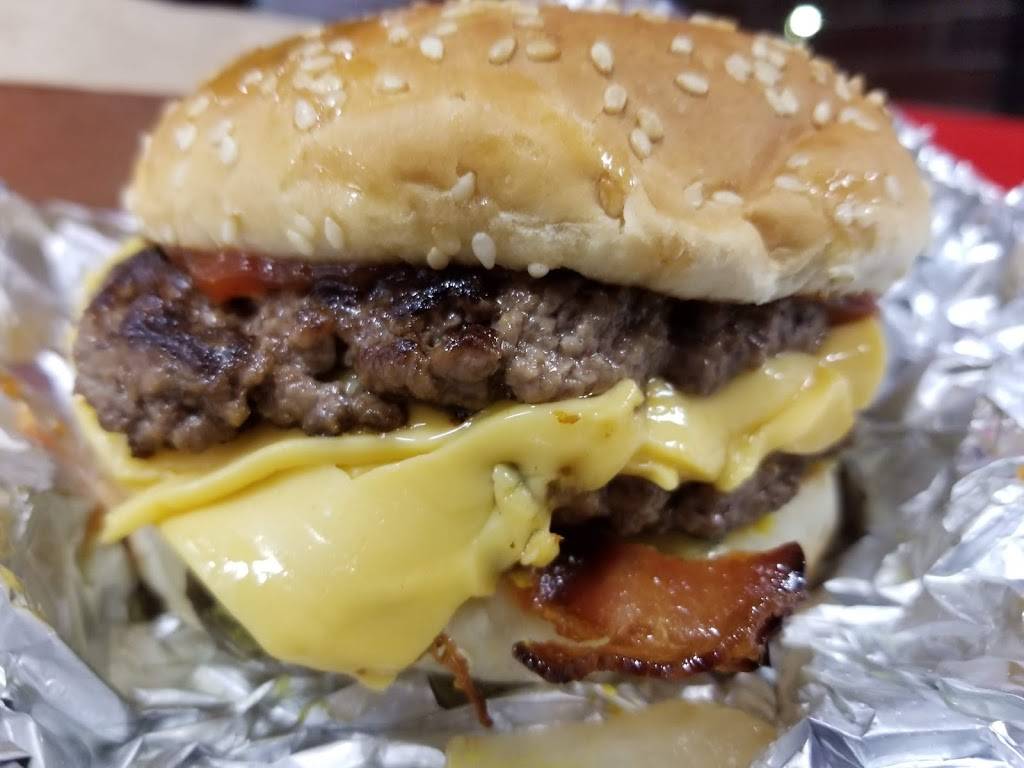 Five Guys | meal takeaway | 198 Maine Mall Rd, South Portland, ME 04106, USA | 2075361012 OR +1 207-536-1012