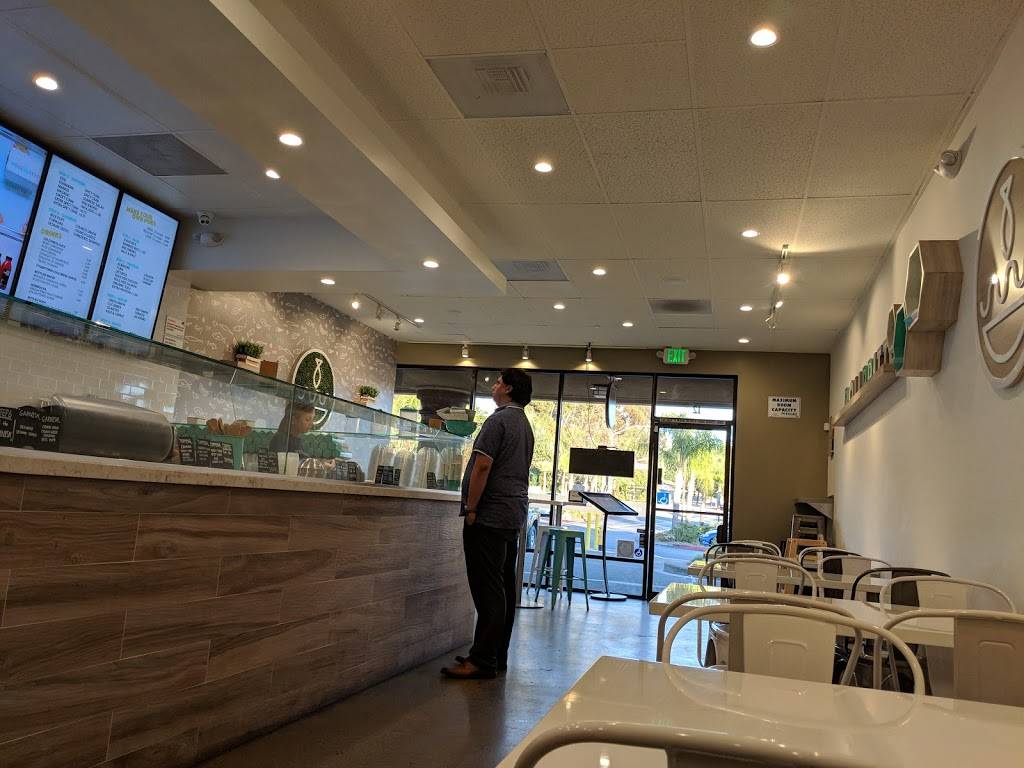 Rollrritto + Poke Bar | restaurant | 28201 Marguerite Pkwy, Mission Viejo, CA 92692, USA | 9493471527 OR +1 949-347-1527