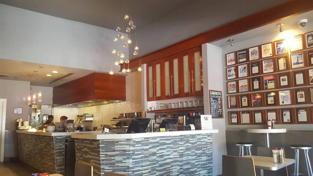 Barneys Gourmet Hamburgers | restaurant | 11660 San Vicente Blvd, Los Angeles, CA 90049, USA | 3104476000 OR +1 310-447-6000