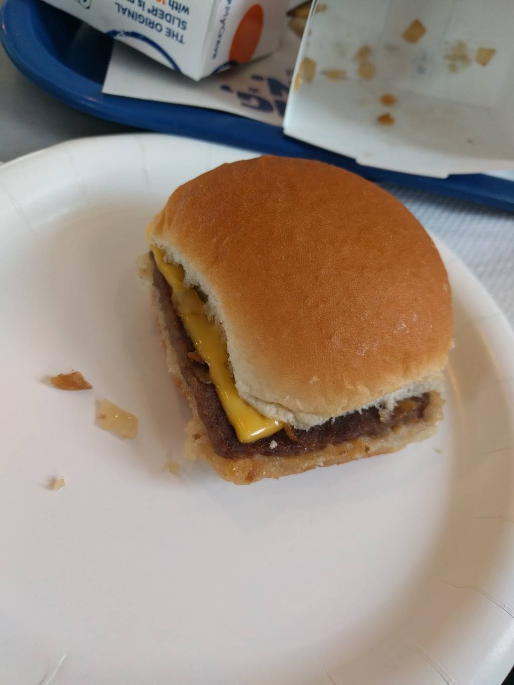 White Castle | restaurant | 806 S Broadway, St. Louis, MO 63102, USA | 3142418795 OR +1 314-241-8795