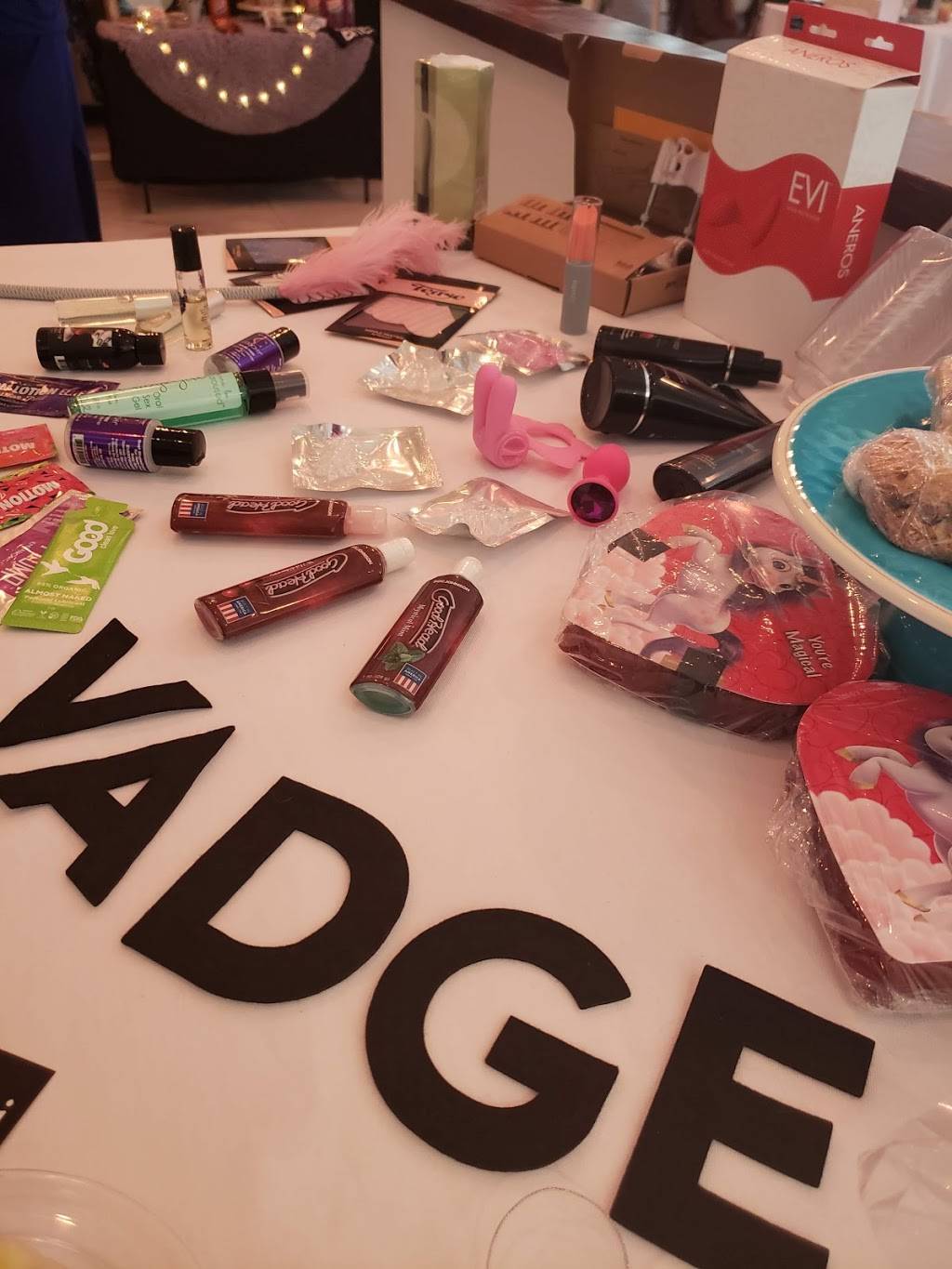 The Palace Hollywood | restaurant | 2029 Harrison St, Hollywood, FL 33020, USA | 9543429035 OR +1 954-342-9035