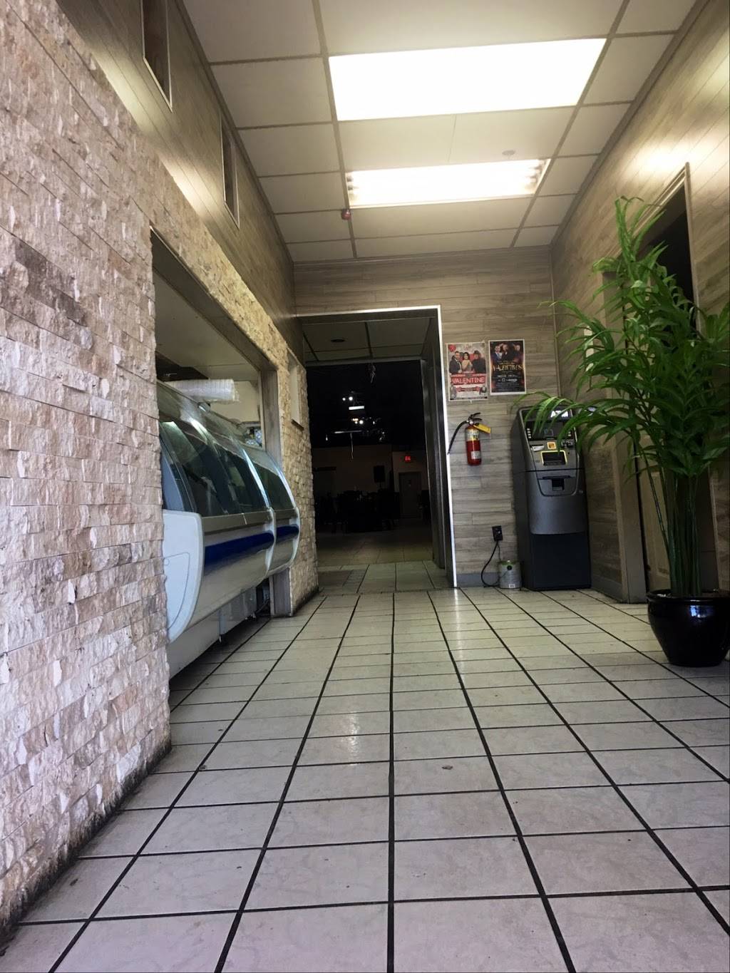 Dunia Restaurant and Bar | restaurant | 9 Milvan Dr, North York, ON M9L 1Y9, Canada | 4167485883 OR +1 416-748-5883