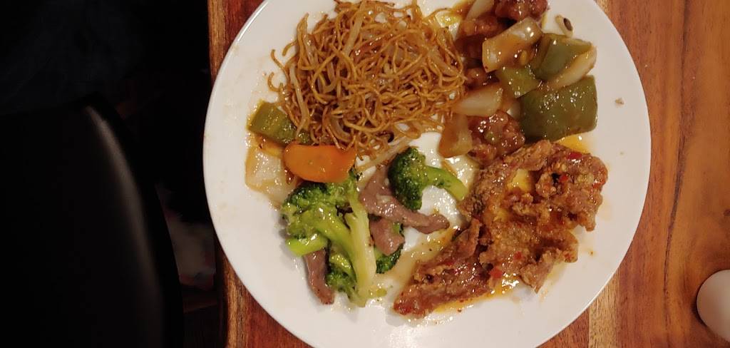 New Town Chinese Food | restaurant | 1022 Pleasant Park Rd, Ottawa, ON K1G 3P6, Canada | 6137317421 OR +1 613-731-7421