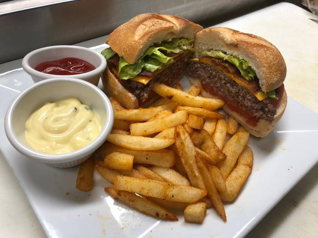 Small Village Cafe | restaurant | 302 Midland Ave, Port Chester, NY 10573, USA | 9143056243 OR +1 914-305-6243