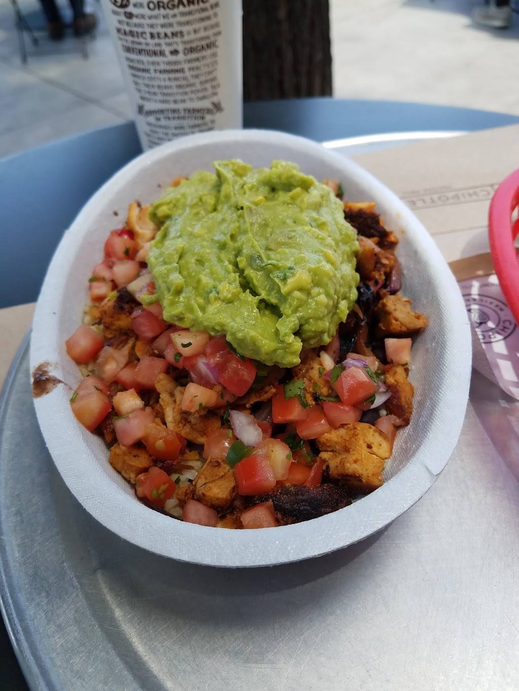 Chipotle Mexican Grill | restaurant | 2805 N Scottsdale Rd Ste 105, Scottsdale, AZ 85257, USA | 4804046296 OR +1 480-404-6296