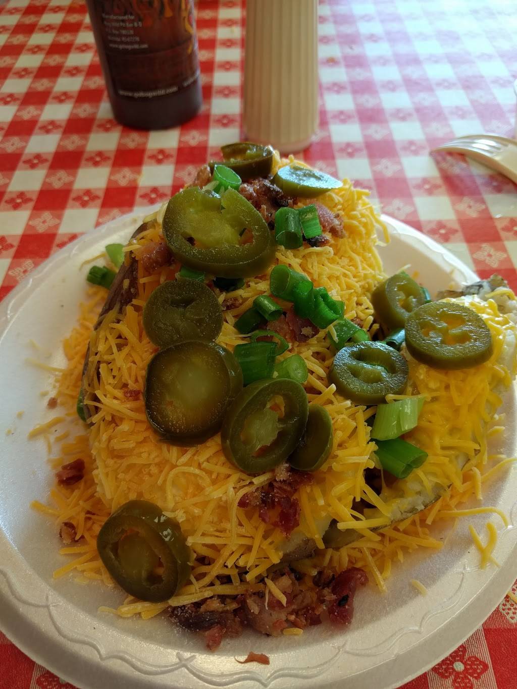 Hog Wild Pit Bar-B-Q | restaurant | 620 N Rock Rd Suite 250 Suite 250, Derby, KS 67037, USA | 3164256010 OR +1 316-425-6010