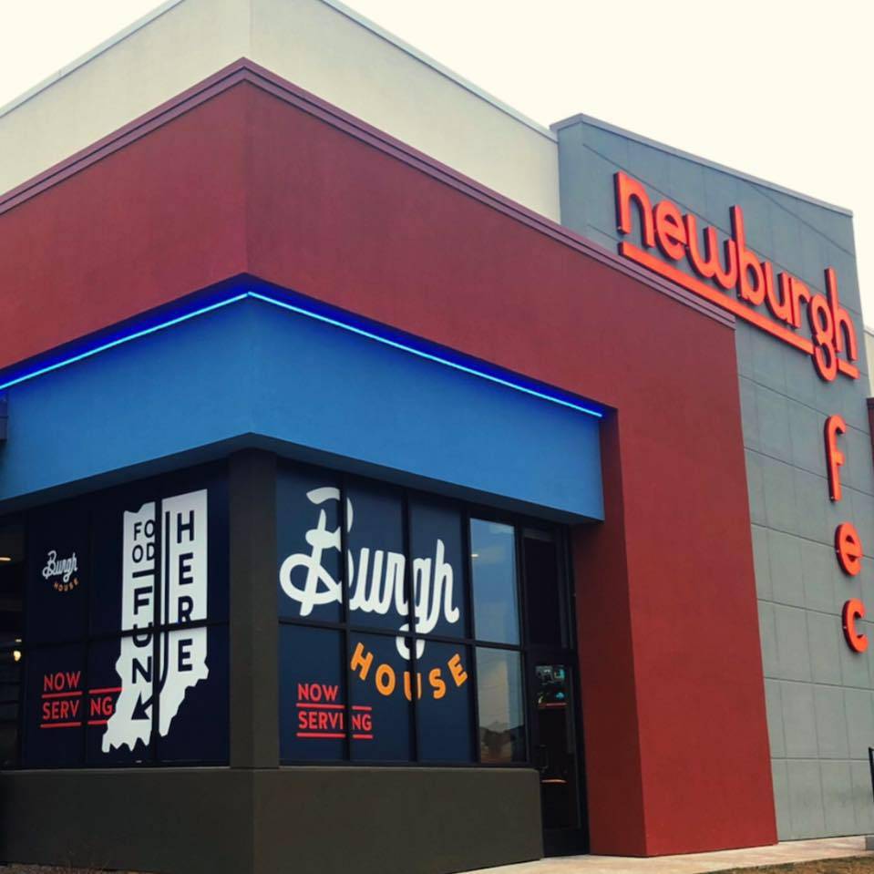 Showplace Entertainment Center & Burgh House | restaurant | 8099 Bell Oaks Dr, Newburgh, IN 47630, USA | 8128536843 OR +1 812-853-6843