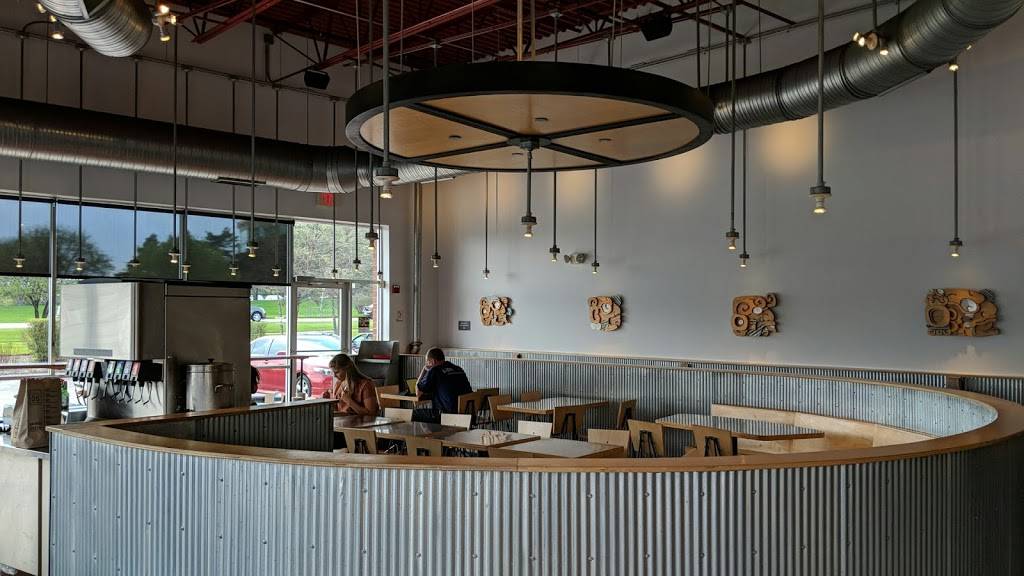 Chipotle Mexican Grill | restaurant | 375 N Milwaukee Ave Ste 100, Vernon Hills, IL 60061, USA | 8474780883 OR +1 847-478-0883