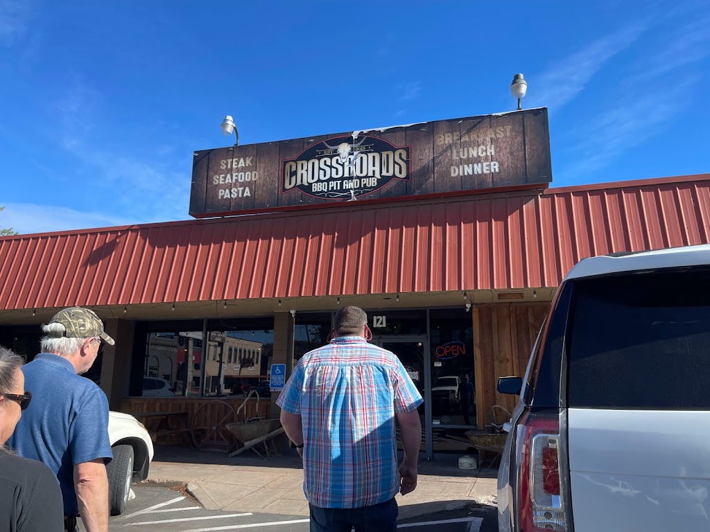 Crossroads BBQ Pit & Pub | restaurant | 121 NE 3rd St, Prineville, OR 97754, USA | 5414473335 OR +1 541-447-3335