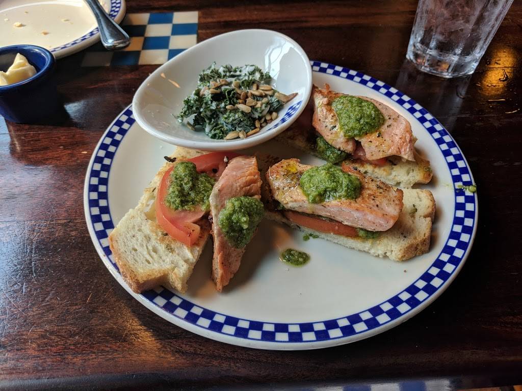 Dukes Seafood | restaurant | 1111 Fairview Ave N, Seattle, WA 98109, USA | 2063829963 OR +1 206-382-9963