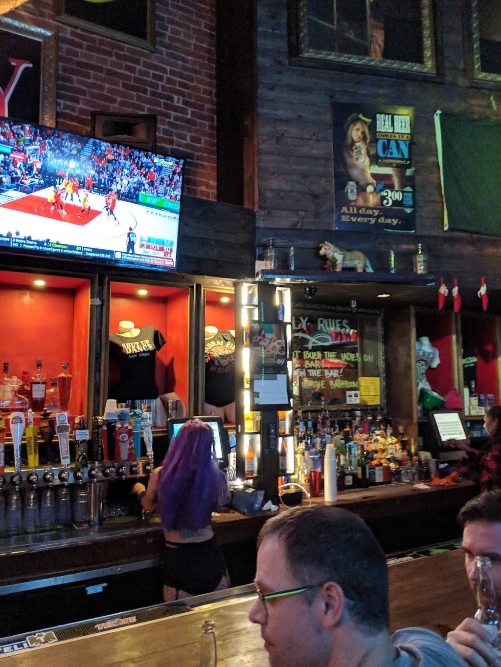 Coyote Ugly | restaurant | 820 5th Ave, San Diego, CA 92101, USA | 6193088459 OR +1 619-308-8459