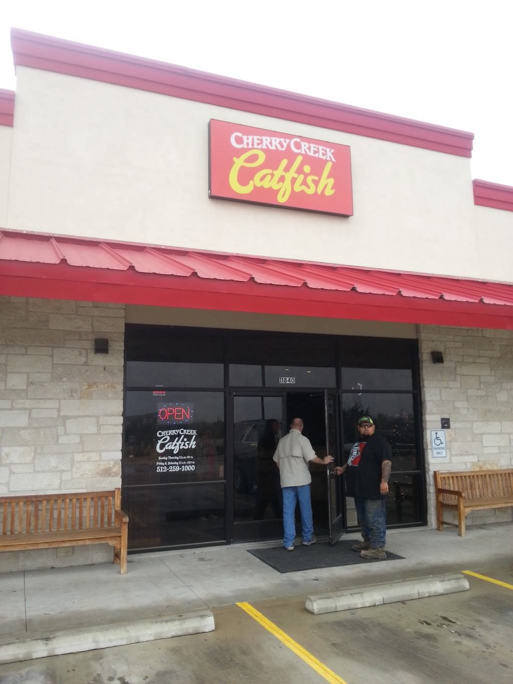 Cherry Creek Catfish | restaurant | 11830 Old 2243 W, Leander, TX 78641, USA | 5122591000 OR +1 512-259-1000