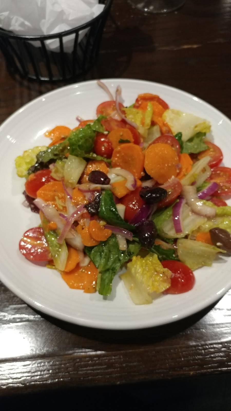 Carrabbas Italian Grill | restaurant | 6803 N Kings Hwy, Myrtle Beach, SC 29577, USA | 8434672600 OR +1 843-467-2600