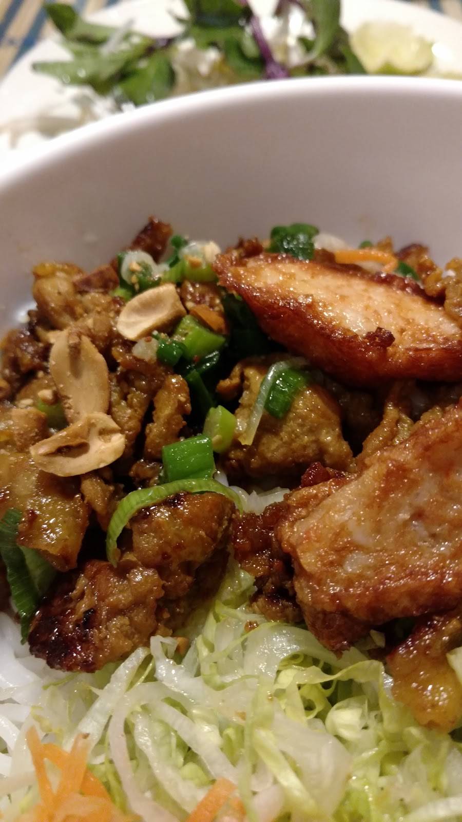 Saigon Pho | restaurant | 1582 U.S. 9, Wappingers Falls, NY 12590, USA | 8457652100 OR +1 845-765-2100