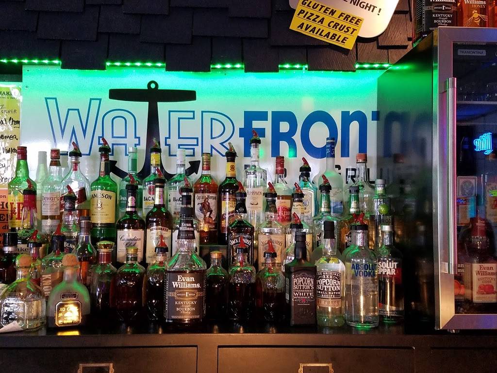 Waterfront Bar & Grill | restaurant | 215 N Main St, Kewaunee, WI 54216, USA | 9203880505 OR +1 920-388-0505