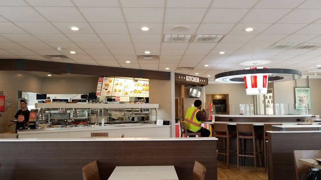KFC | restaurant | 1800 W Main St, Salem, VA 24153, USA | 5403759188 OR +1 540-375-9188