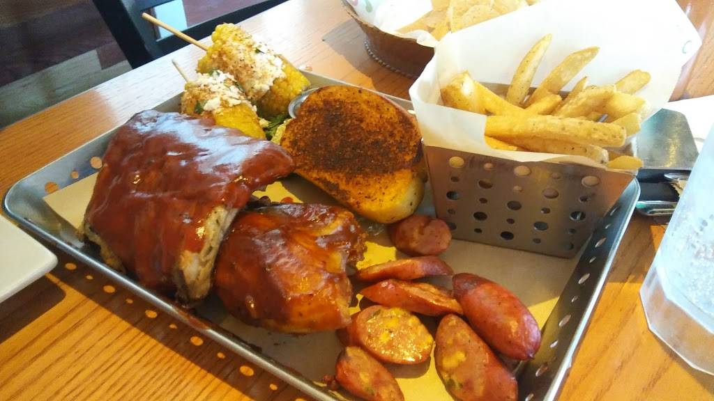 Chilis Grill & Bar | meal takeaway | 10237 N Metro Pkwy W, Phoenix, AZ 85051, USA | 6029974600 OR +1 602-997-4600