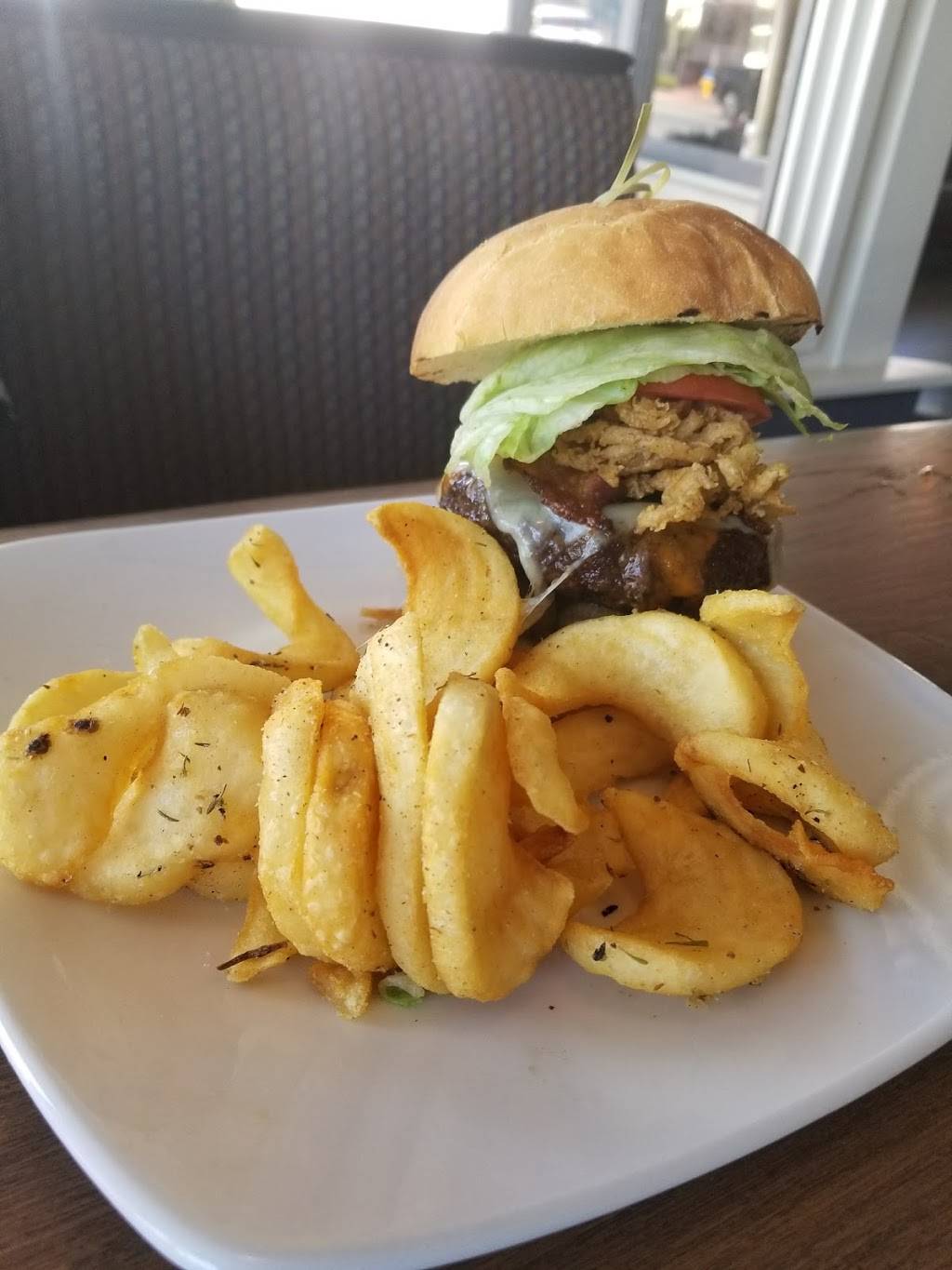 The Table Restaurant | restaurant | 100 E New York Ave, DeLand, FL 32724, USA | 3868737929 OR +1 386-873-7929