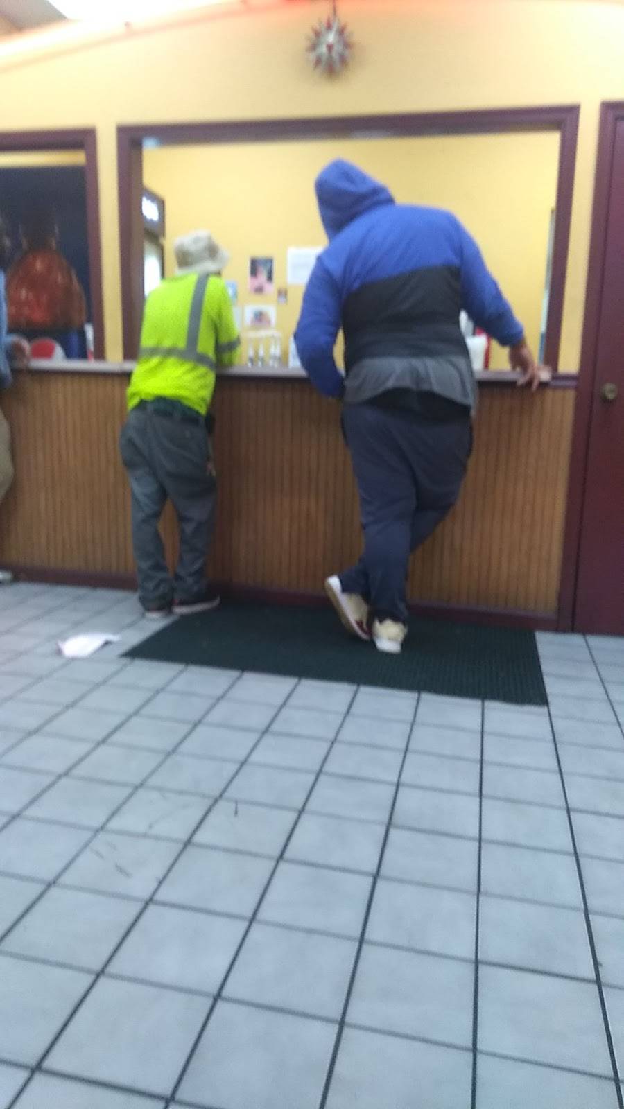 Chinaex Carry Out | meal takeaway | 2327 E Northern Pkwy, Baltimore, MD 21214, USA | 4102541816 OR +1 410-254-1816