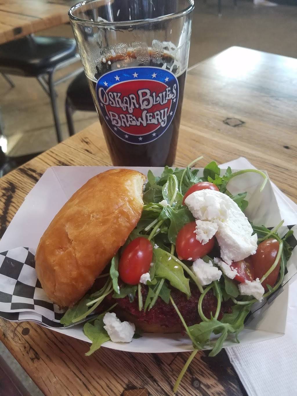 Cluck-N-Burger | restaurant | 10700 Manchaca Rd, Austin, TX 78748, USA | 5122470064 OR +1 512-247-0064