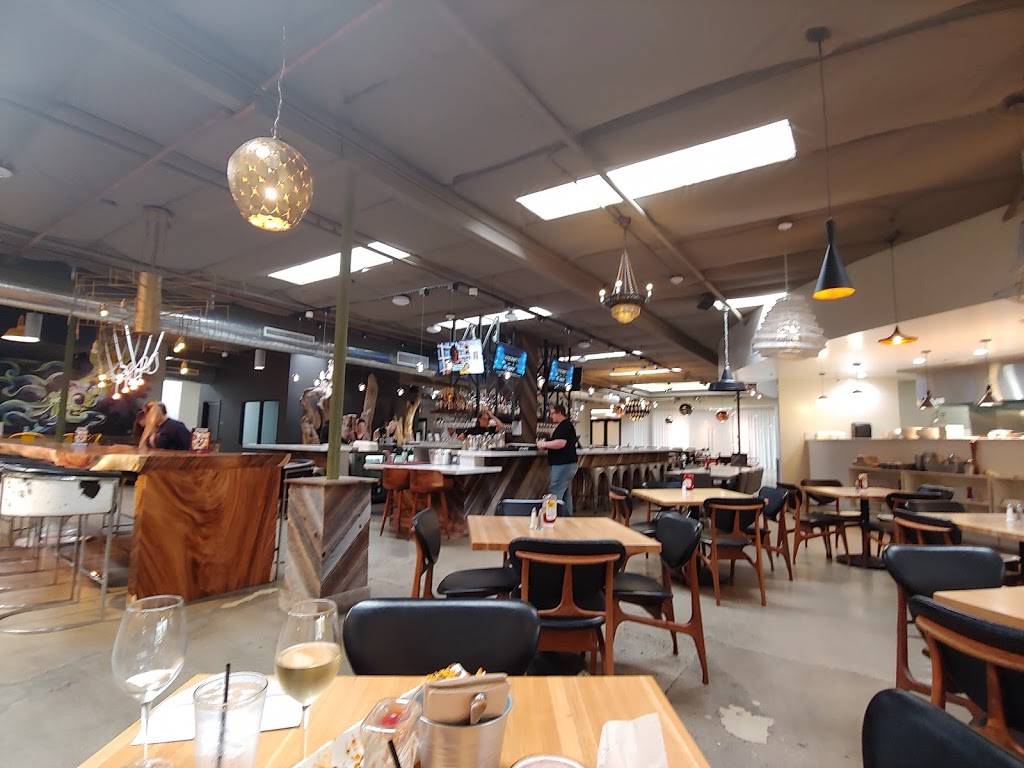 Broderick Roadhouse | restaurant | 6241 Fair Oaks Blvd, Carmichael, CA 95608, USA | 9165505080 OR +1 916-550-5080