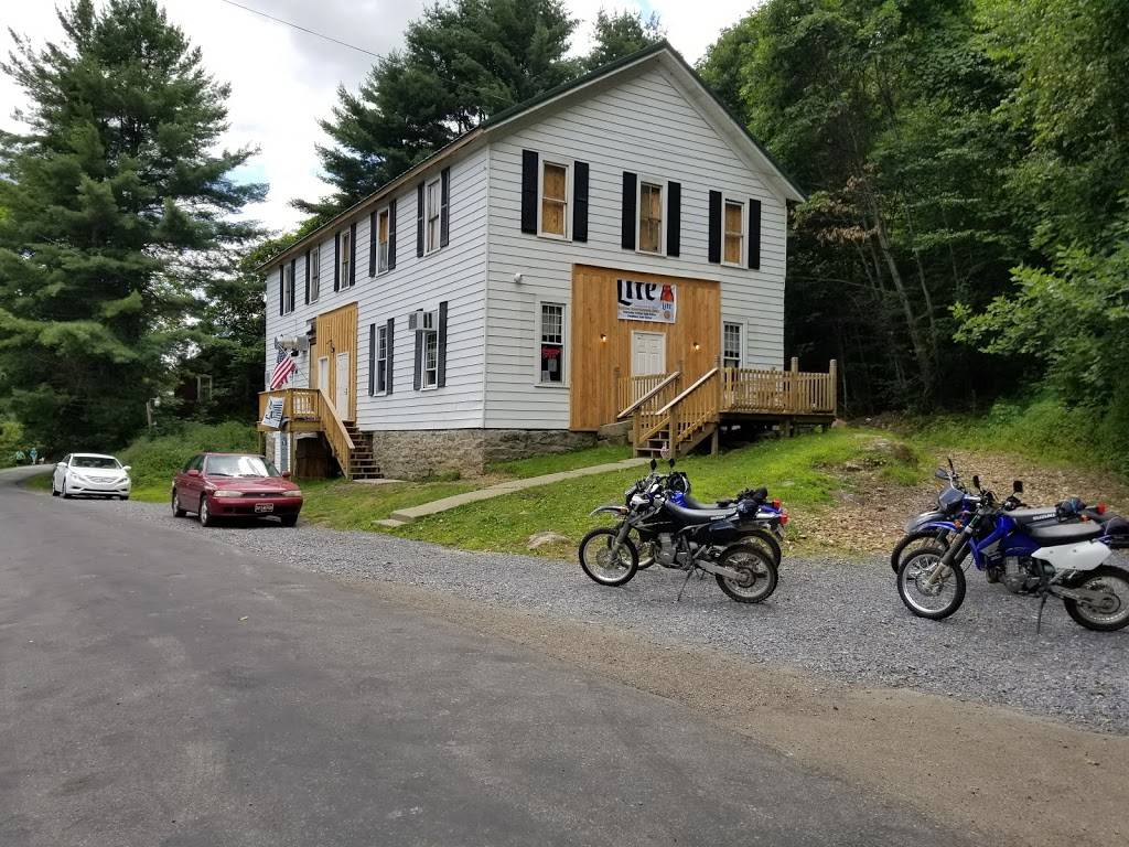 Hallton Hilton | restaurant | 14407 River Rd, Sigel, PA 15860, USA | 8147766798 OR +1 814-776-6798