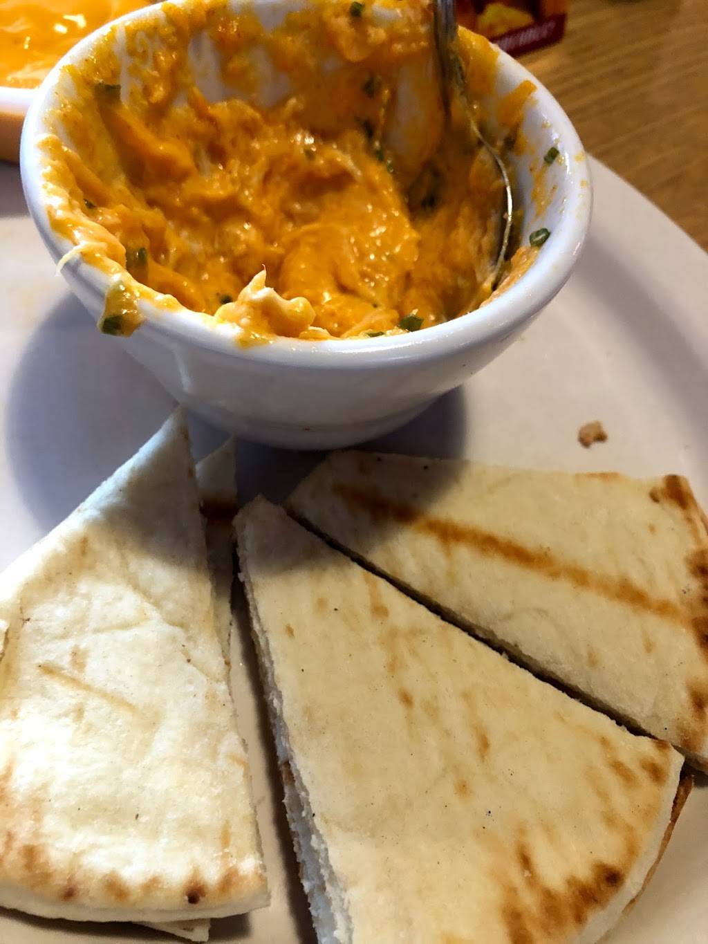 Dock At Water | restaurant | 80 E Water St, Chillicothe, OH 45601, USA | 7407793625 OR +1 740-779-3625