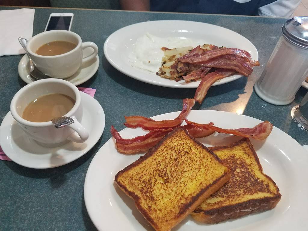 Metro Diner | restaurant | 73-24 Metropolitan Ave, Middle Village, NY 11379, USA | 7183267402 OR +1 718-326-7402