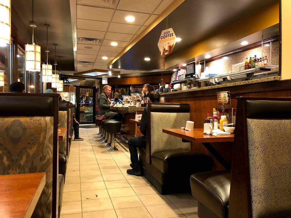 Golden Apple Grill & Breakfast House | meal delivery | 2971 N Lincoln Ave, Chicago, IL 60657, USA | 7735281413 OR +1 773-528-1413