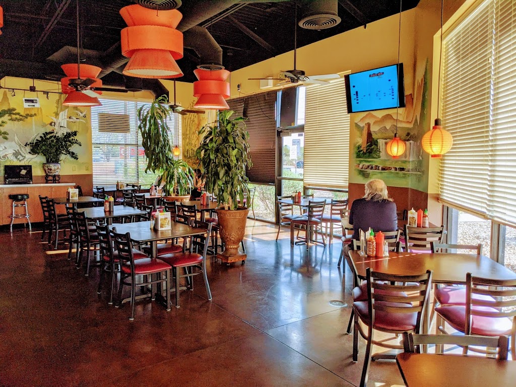 Daos Tai Pans Restaurant | restaurant | 4206 N 1st Ave #120, Tucson, AZ 85719, USA | 5208882200 OR +1 520-888-2200