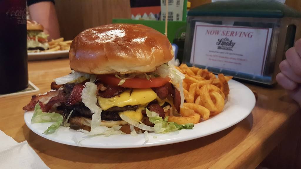 Beef O Bradys | restaurant | 45653 US-27, Davenport, FL 33897, USA | 8634203350 OR +1 863-420-3350