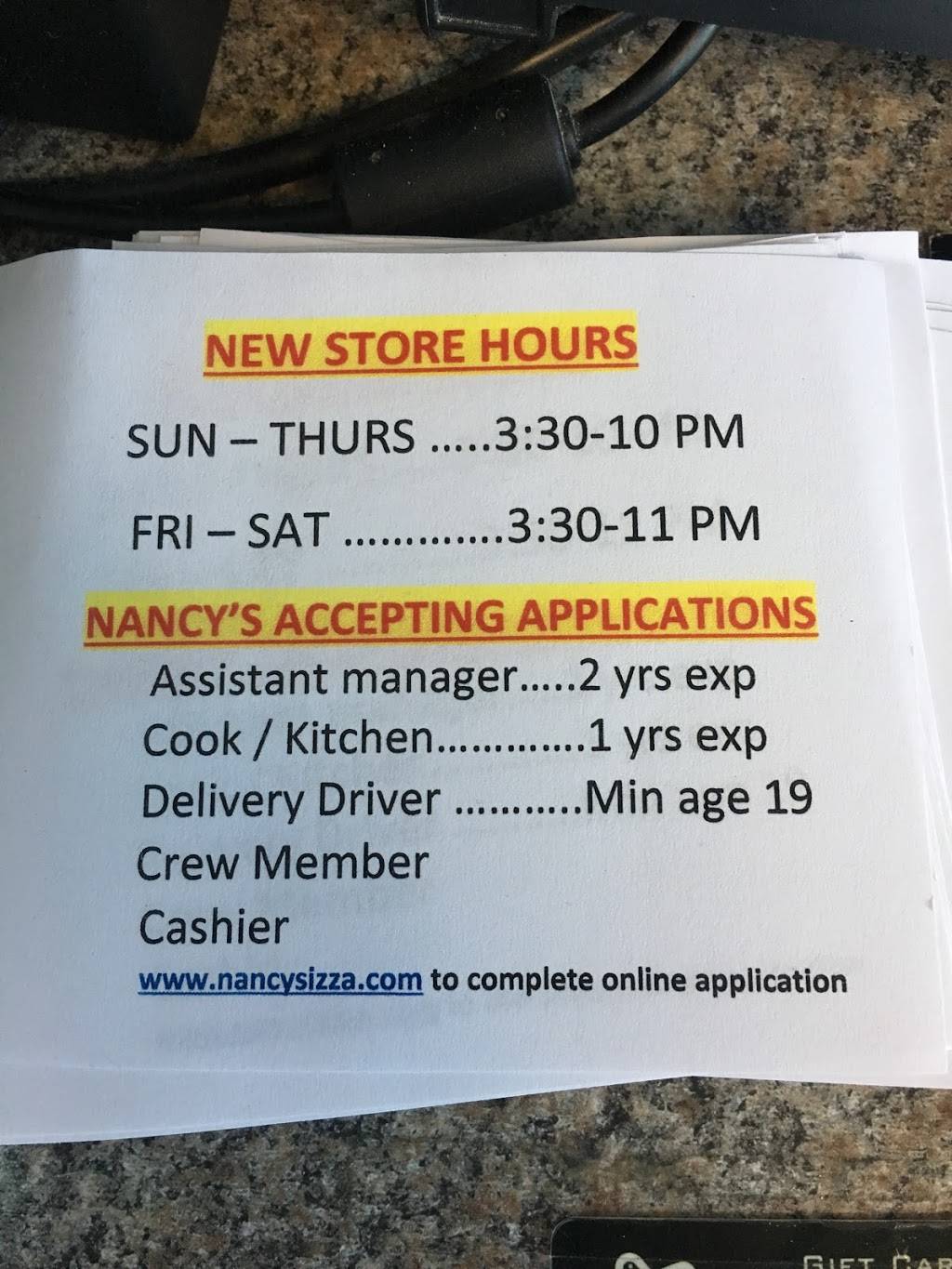 Nancys Pizza | restaurant | 1566, 210 N Weber Rd, Bolingbrook, IL 60440, USA | 6306790700 OR +1 630-679-0700