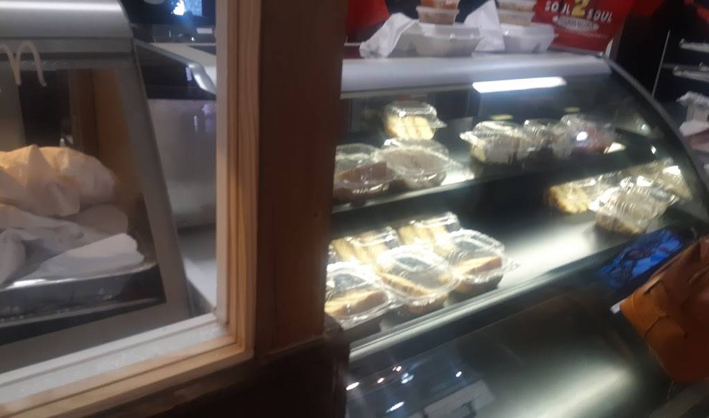 Soul 2 Soul Southern Kitchen | restaurant | 4001 W Wheatland Rd, Dallas, TX 75237, USA | 2148141314 OR +1 214-814-1314