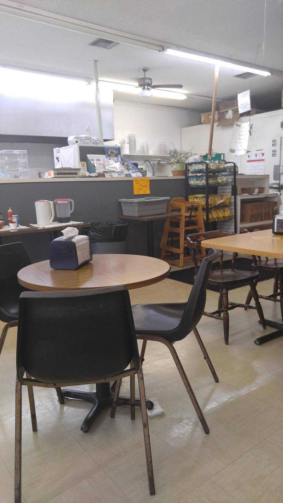 Skips Deli | restaurant | 1452 SW Main Blvd, Lake City, FL 32025, USA | 3867521520 OR +1 386-752-1520