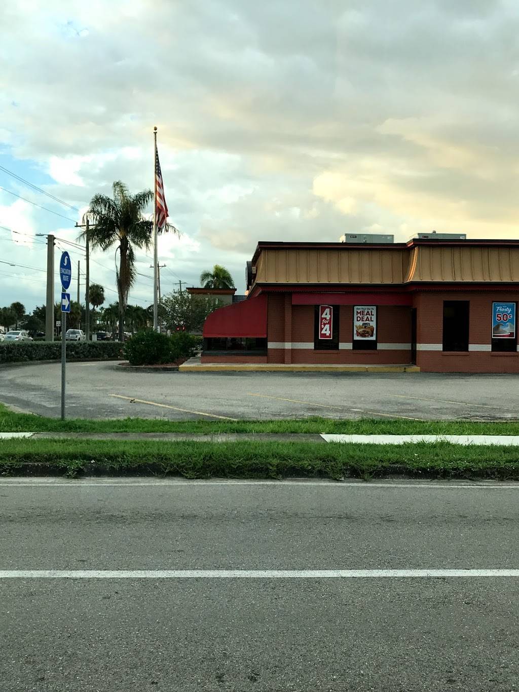 Wendys | restaurant | 1601 Del Prado Blvd S, Cape Coral, FL 33990, USA | 2397727477 OR +1 239-772-7477