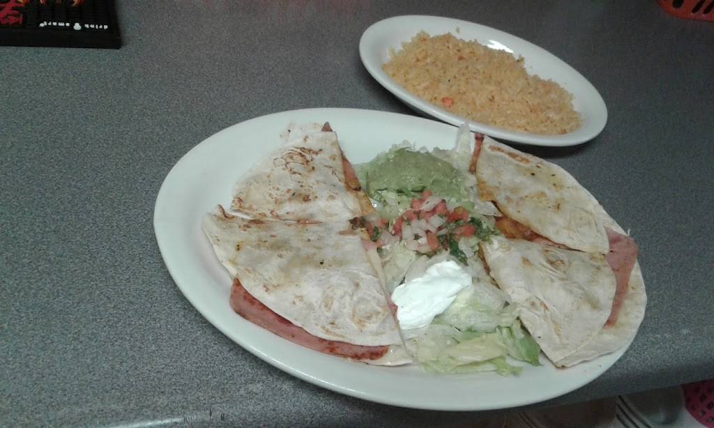 La Pina Mexican Restaurant | restaurant | 1860 Wayne Rd, Savannah, TN 38372, USA | 7314383587 OR +1 731-438-3587