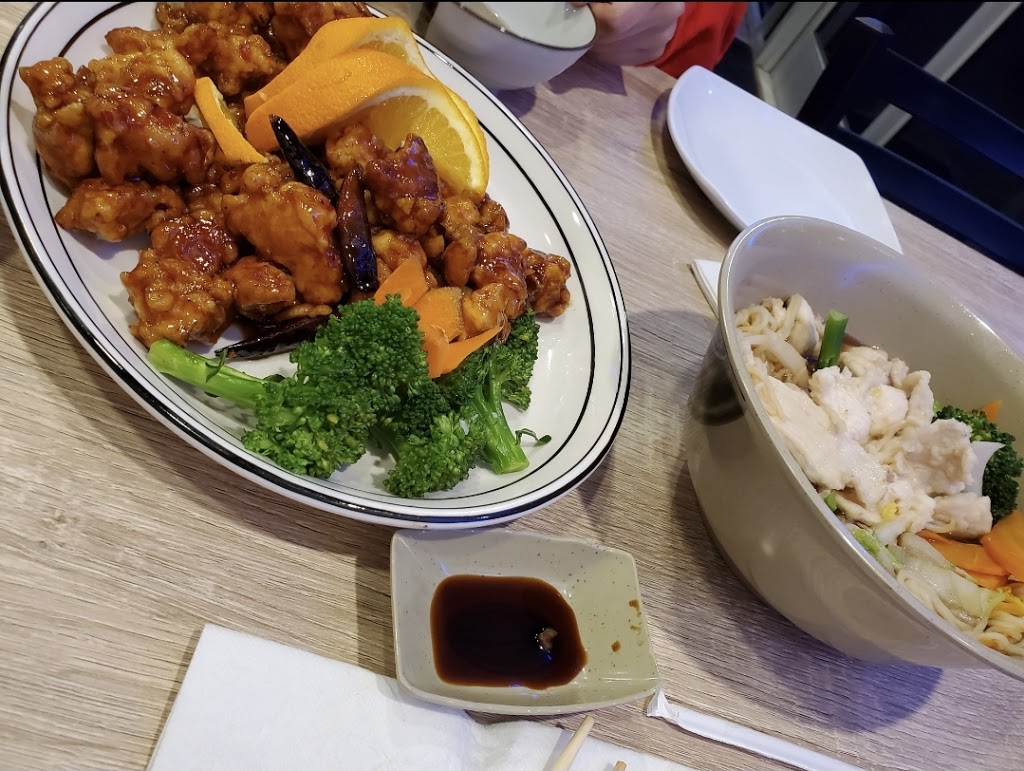 Udon Sushi & Noodle | restaurant | 129 Bleachery Blvd, Asheville, NC 28805, USA | 8283786882 OR +1 828-378-6882