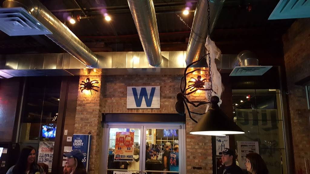 Anthonys Restaurant and Pub | restaurant | 3151 Voyager Ln, Joliet, IL 60431, USA | 8152542315 OR +1 815-254-2315