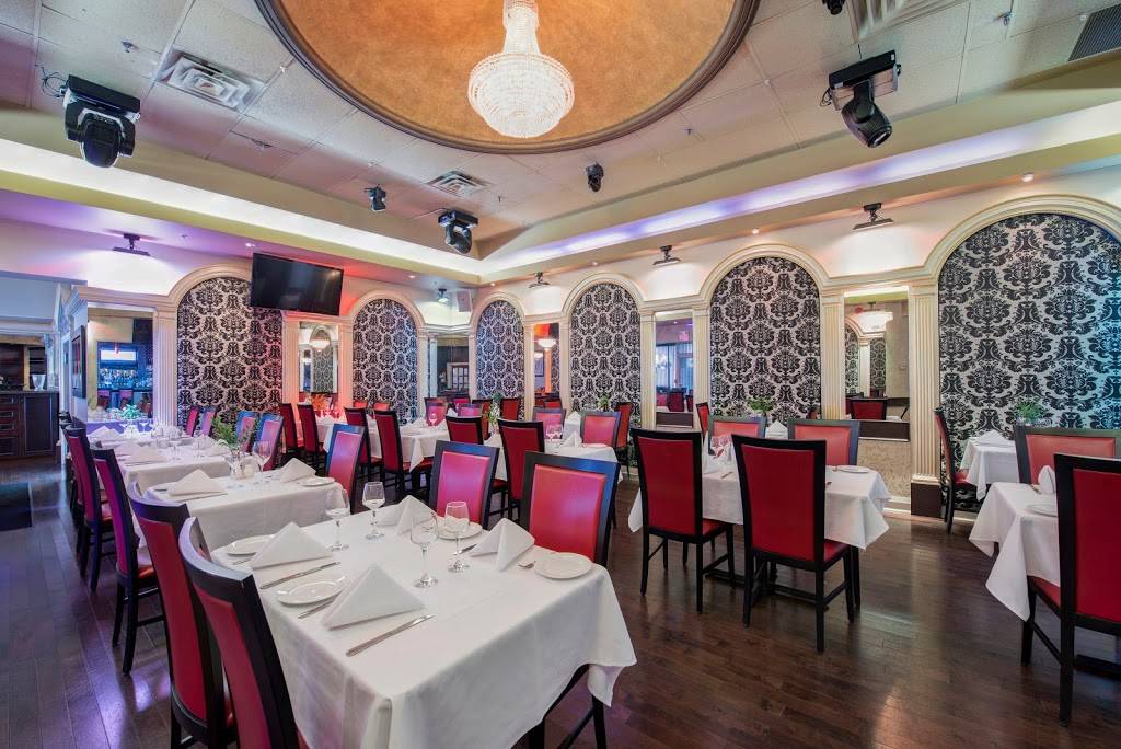 Red Square Restaurant & Banquet Hall | restaurant | 1027 Finch Ave W, North York, ON M3J 2C7, Canada | 4167399797 OR +1 416-739-9797