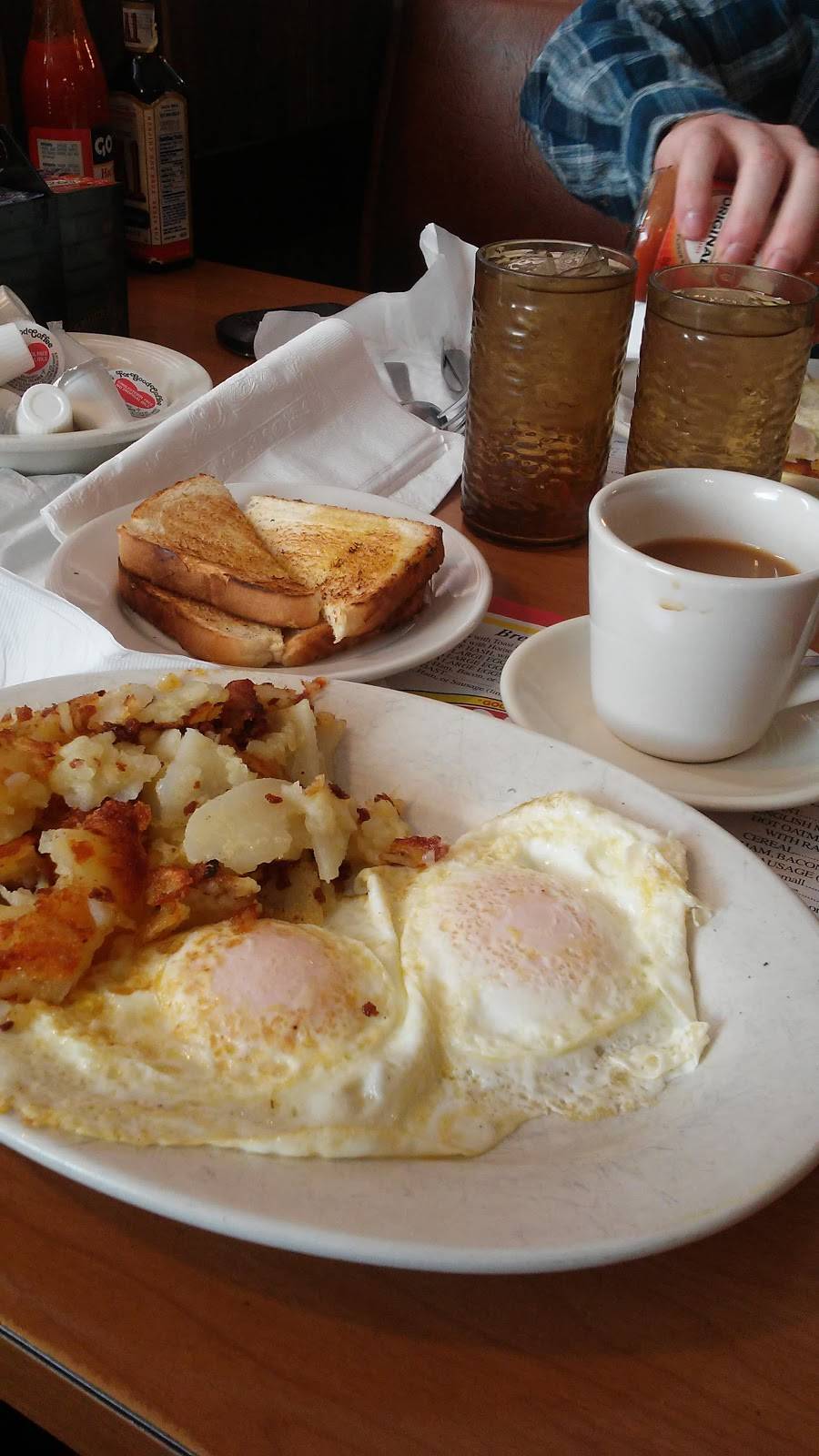 Georges Family Restaurant | restaurant | 2170 N Ridge Rd, Elyria, OH 44035, USA | 4402775838 OR +1 440-277-5838