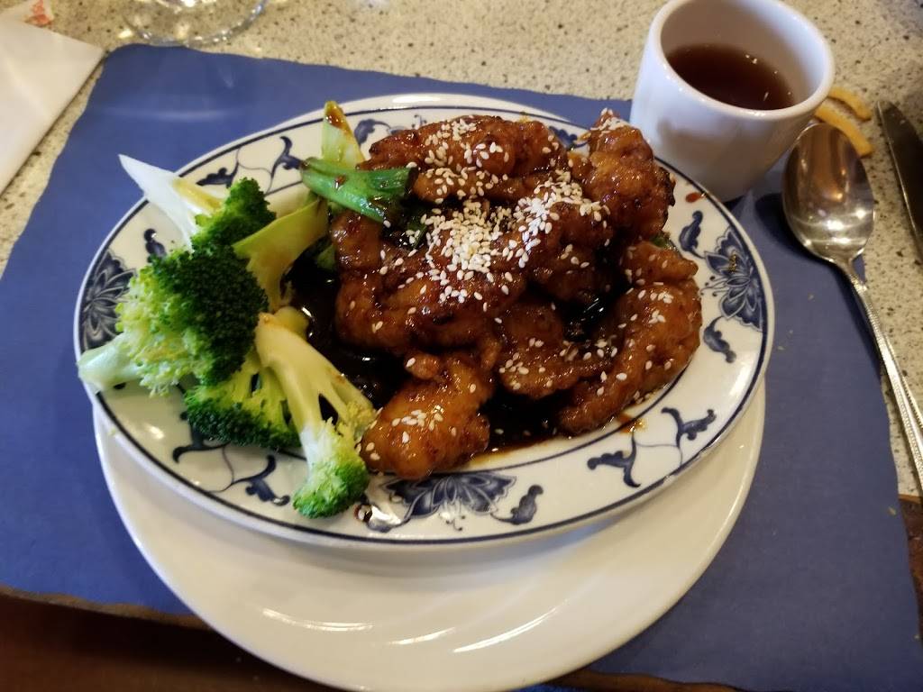 Plum Blossom | restaurant | 685 Hoosick Rd, Troy, NY 12180, USA | 5182720036 OR +1 518-272-0036