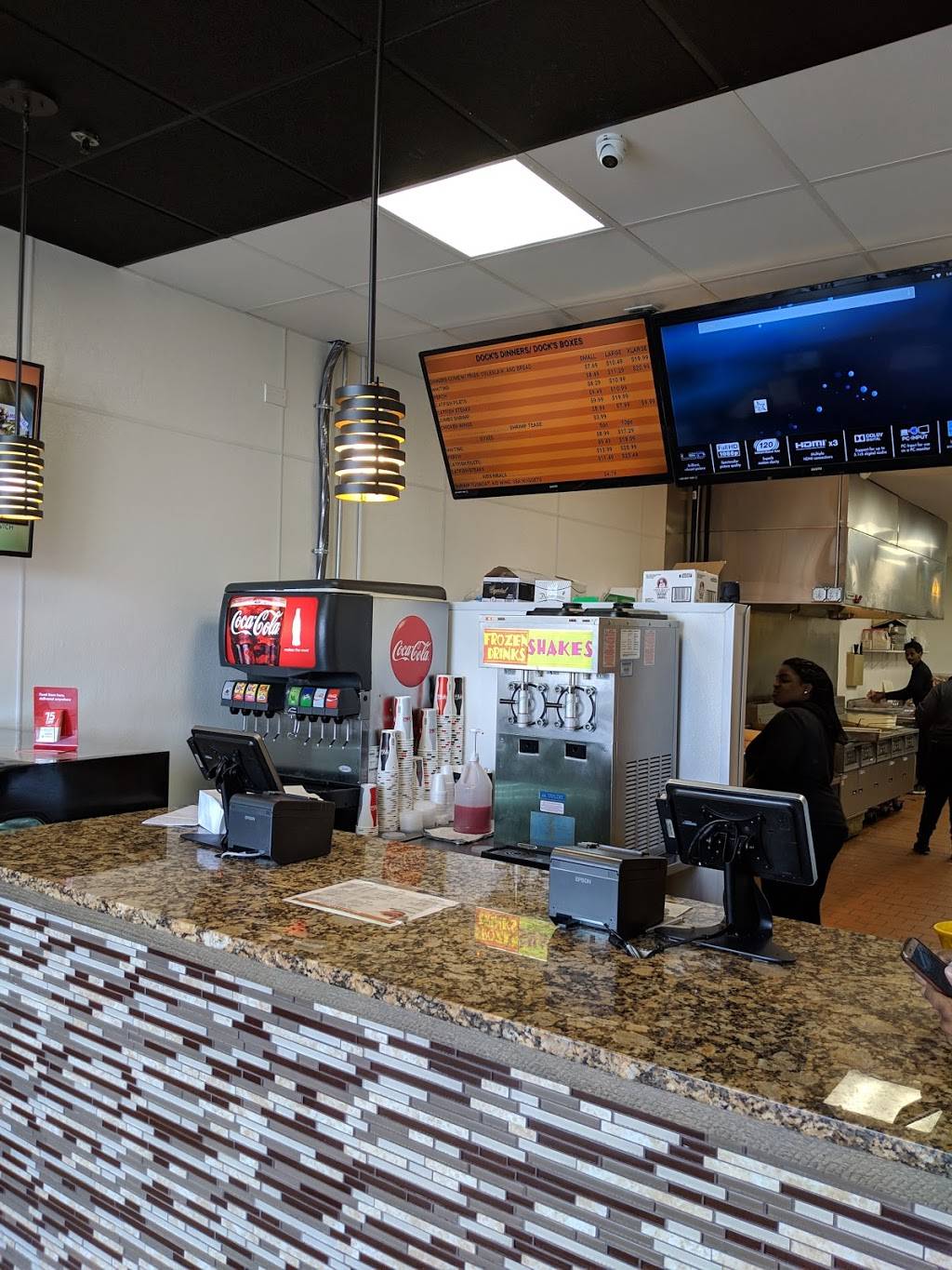 Docks | restaurant | 4011 167th St, Country Club Hills, IL 60478, USA | 7082061919 OR +1 708-206-1919